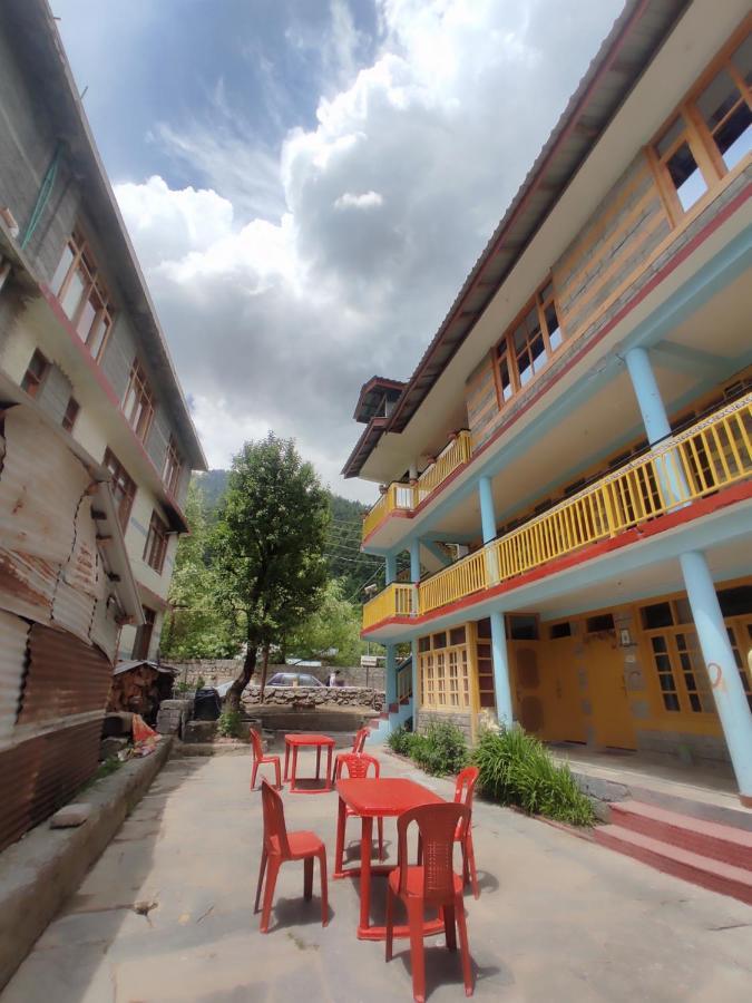Woods Inn Mountain View Manali Extérieur photo